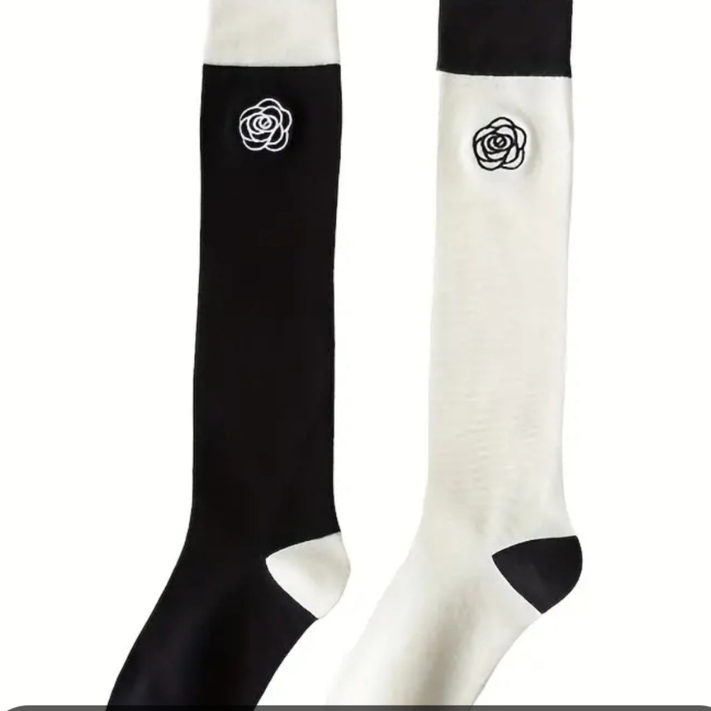 Knee high socks - Picture 2 of 3
